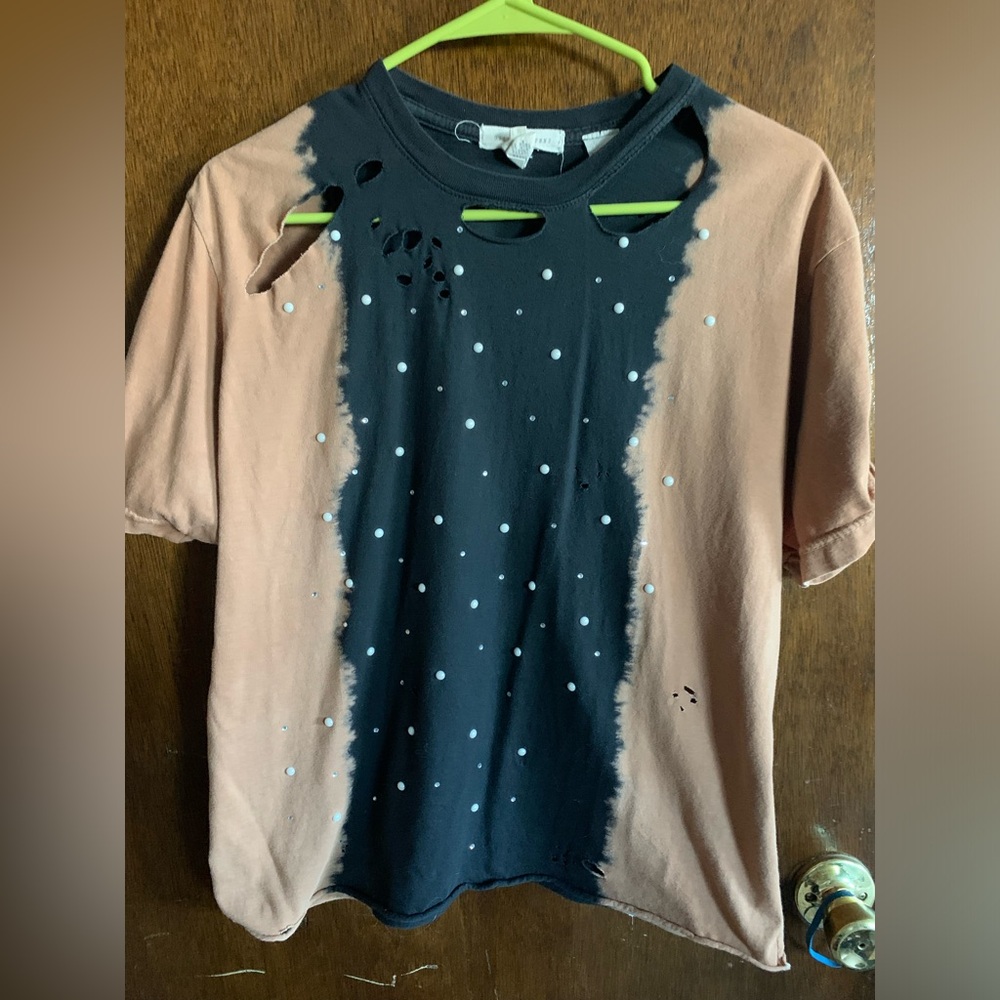 Gilded Intent Purposely Distressed Shirt Sz Large
